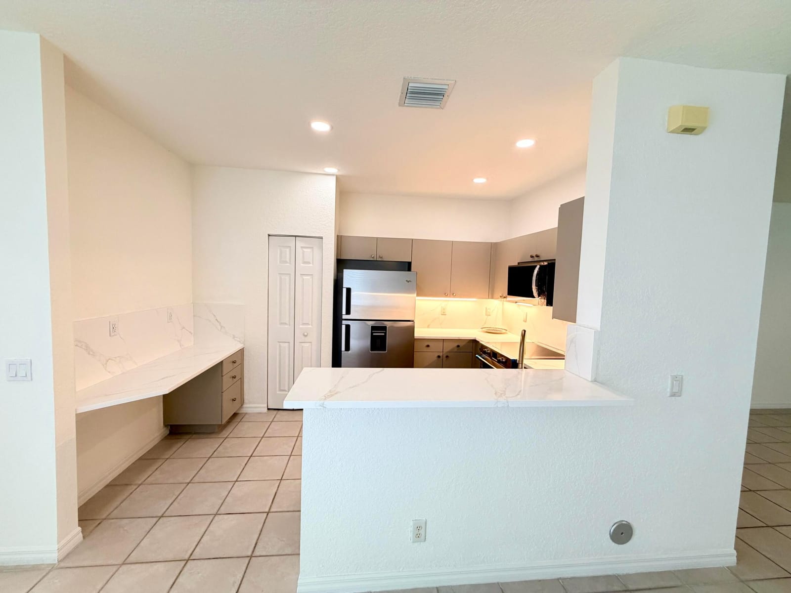 673 CONSERVATION Drive, Weston, FL 33327 photo 6