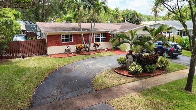 5122 SW 92nd Terrace, sold in ZIP 33328, Davie, FL