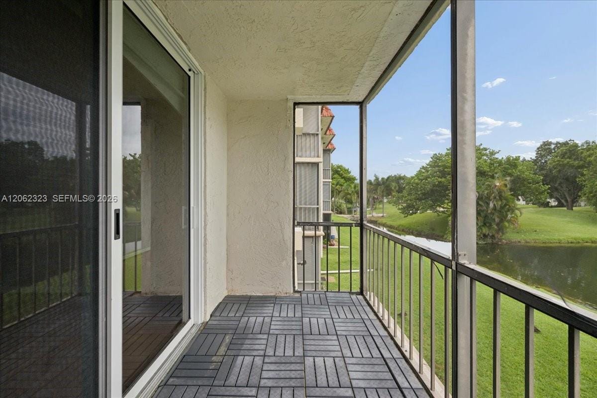 800 S Hollybrook Drive 205 — photo 2