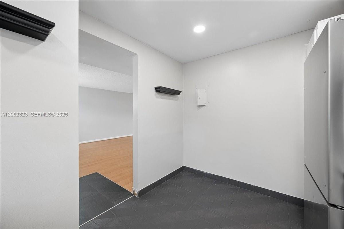 800 S Hollybrook Drive 205 — photo 8
