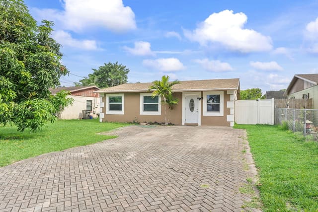 4830 ALBERTA Avenue, Schall Circle, FL 33417
