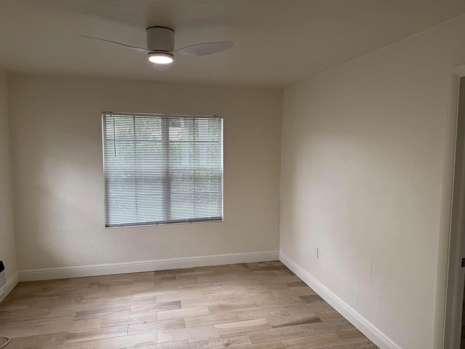1436 NE 2ND Avenue 1 — photo 5