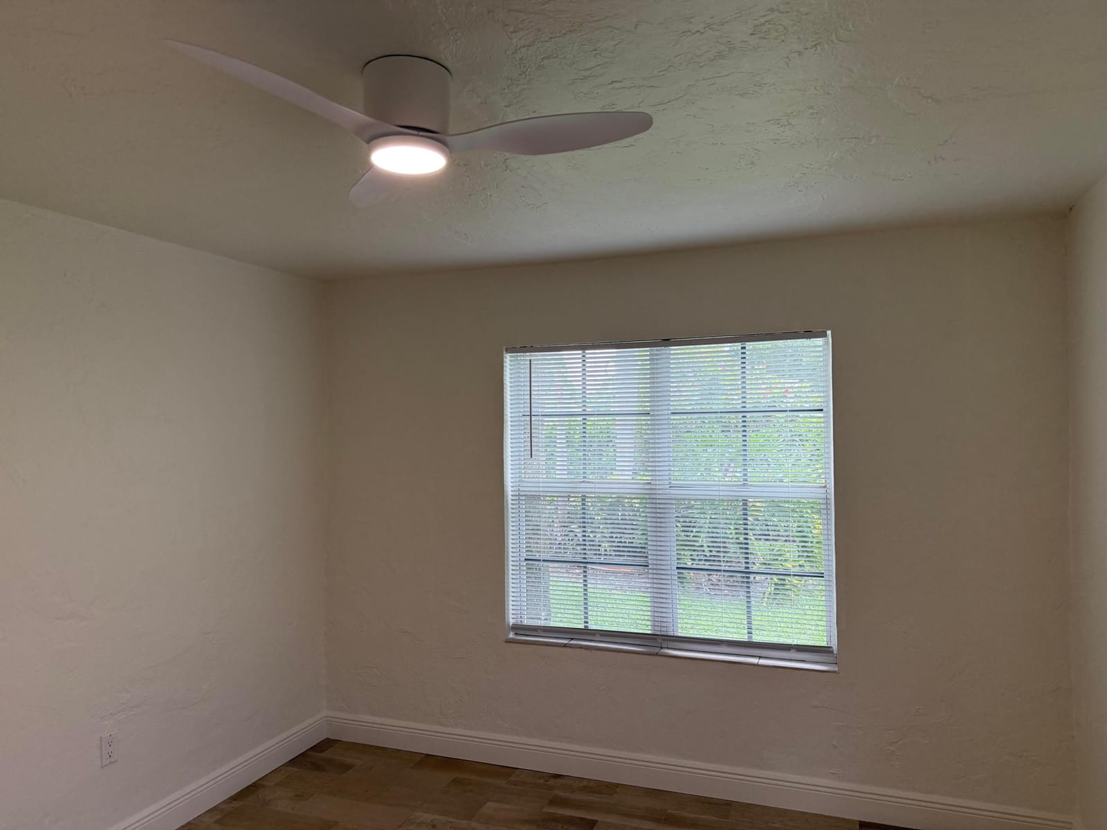 1436 NE 2ND Avenue 1 — photo 7