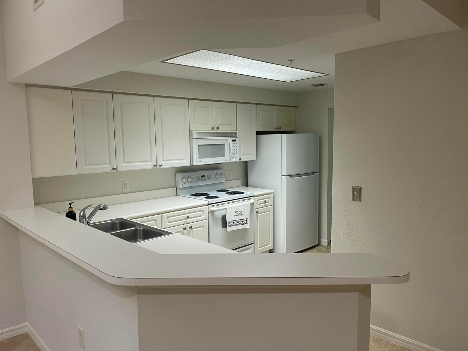 2729 Anzio Court 102 — photo 3