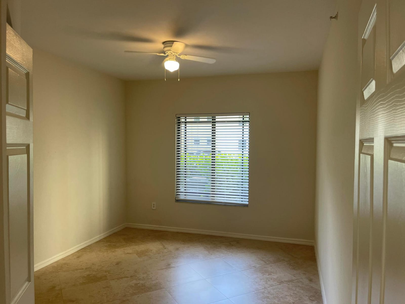 2729 Anzio Court 102 — photo 4