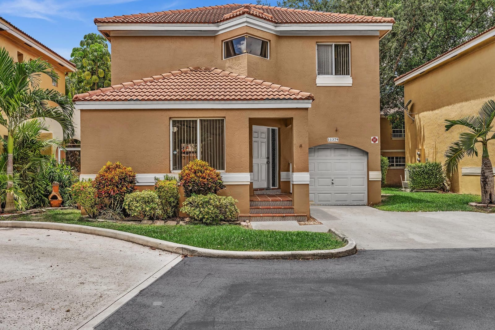 11379 Lakeview Drive — photo 2