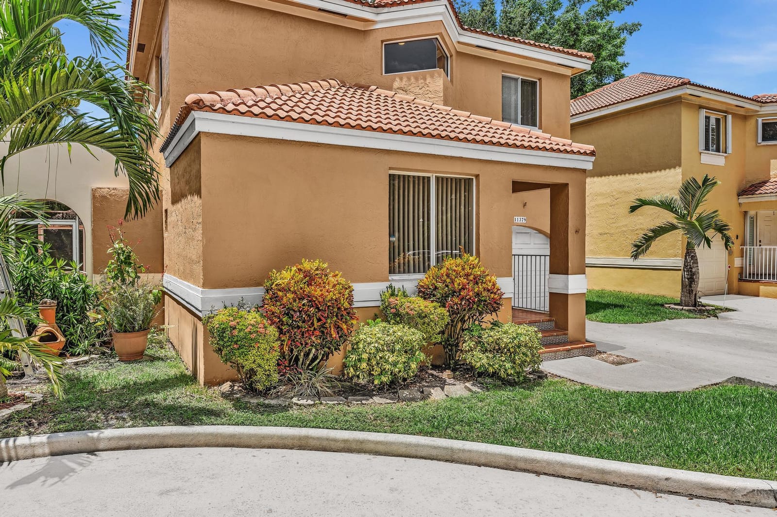 11379 Lakeview Drive — photo 4