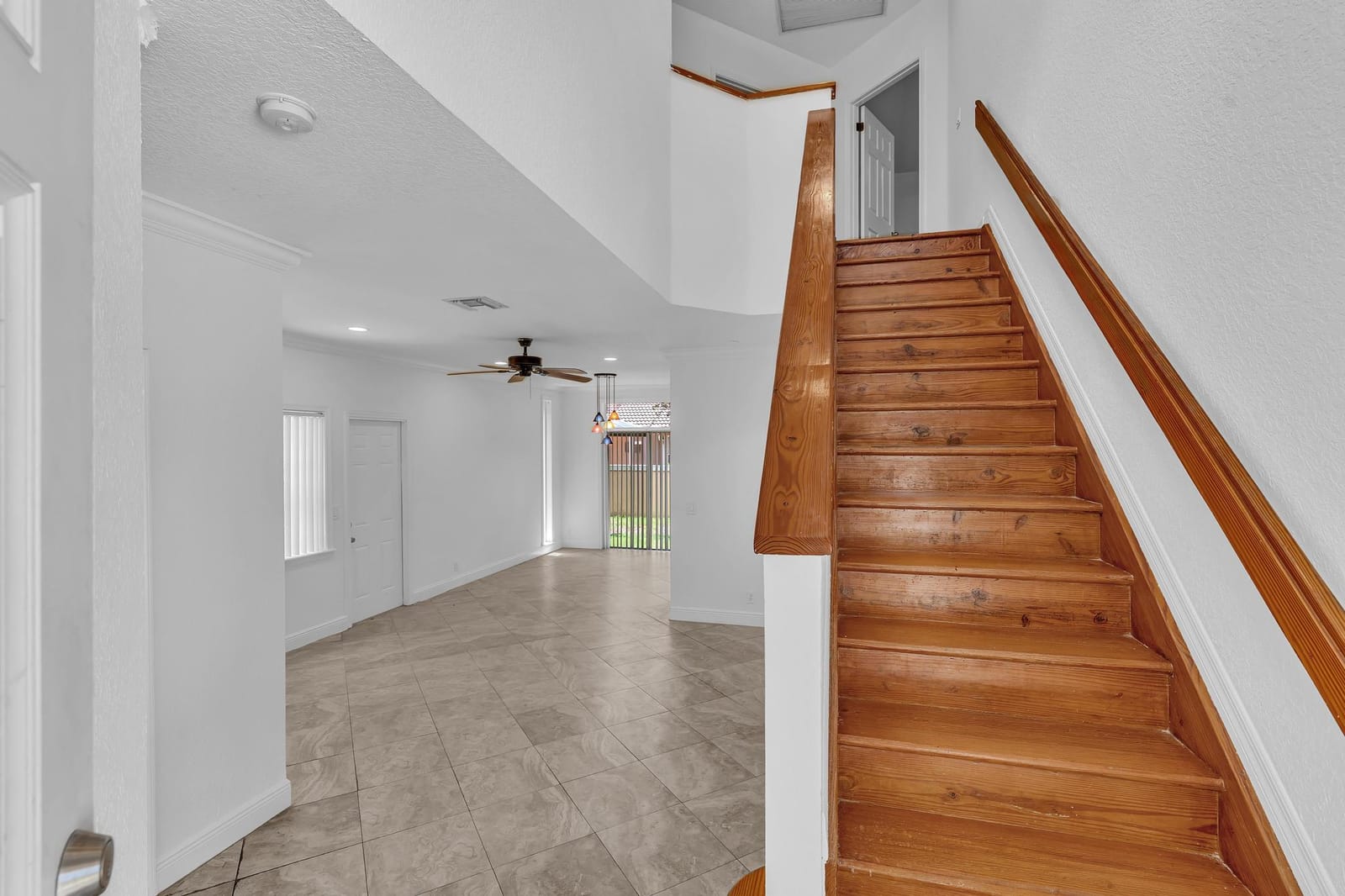 11379 Lakeview Drive — photo 8
