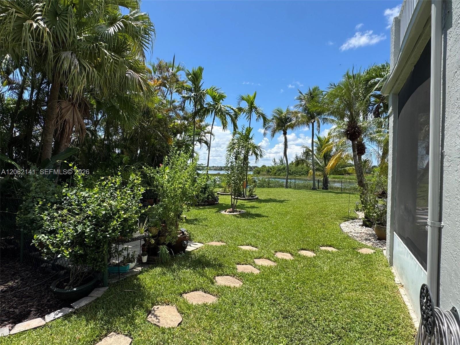 694 SW 168th Way, Pembroke Pines, FL 33027 photo 16