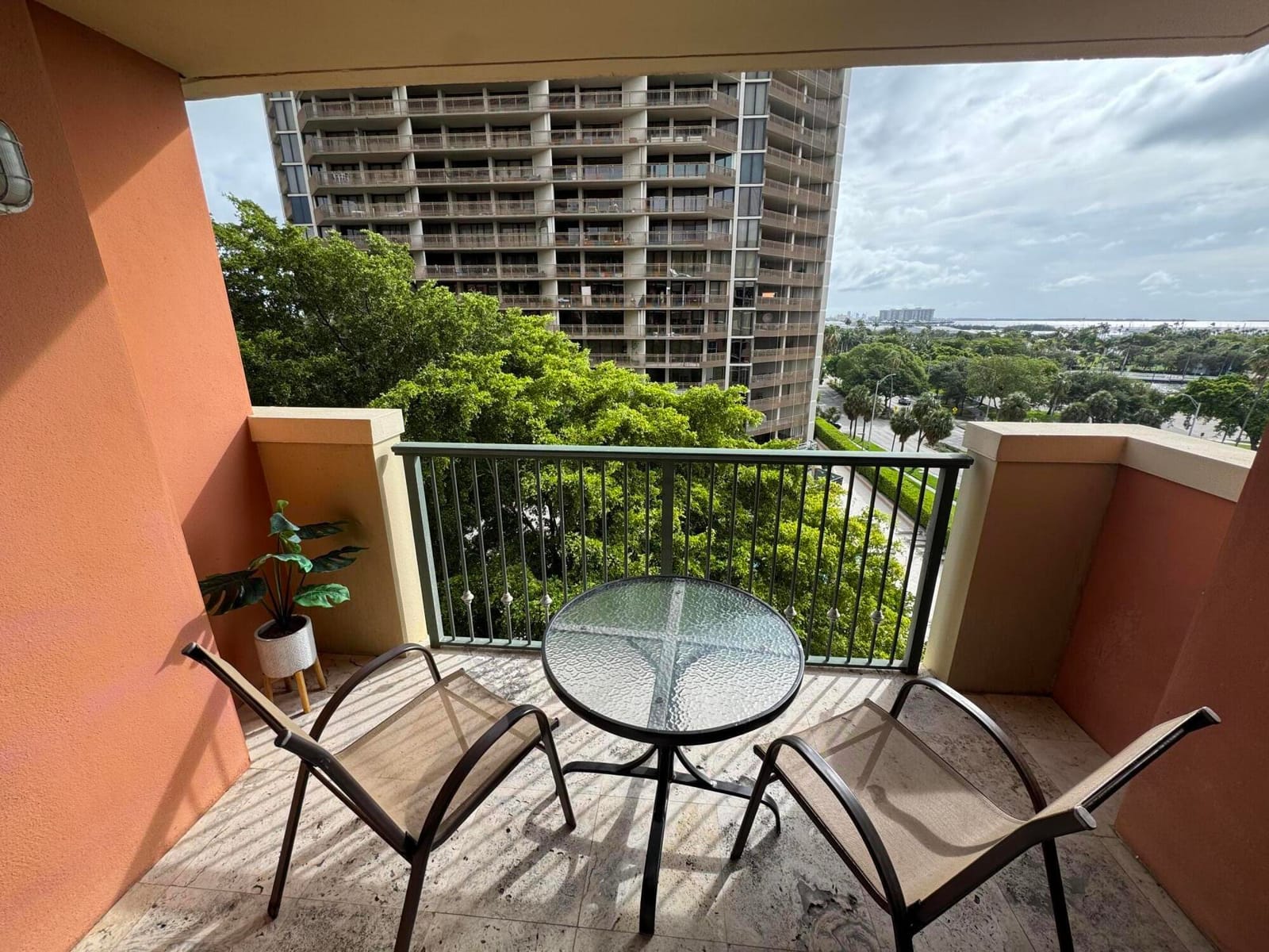 2951 S Bayshore Drive 805, Miami, FL 33133 photo 5