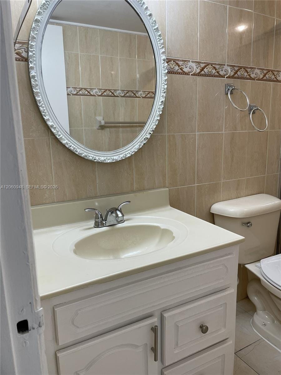 920 NE 199th Street 309-3J — photo 12