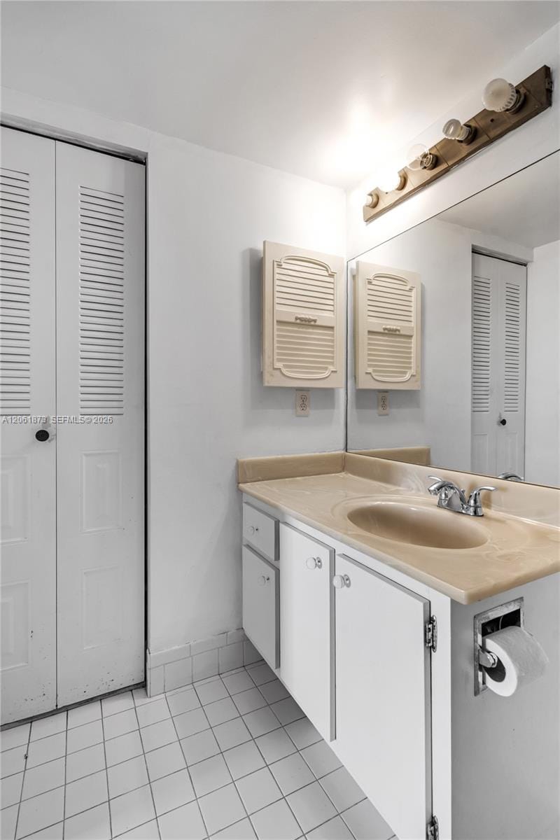 300 SW 134th Way 413E — photo 6