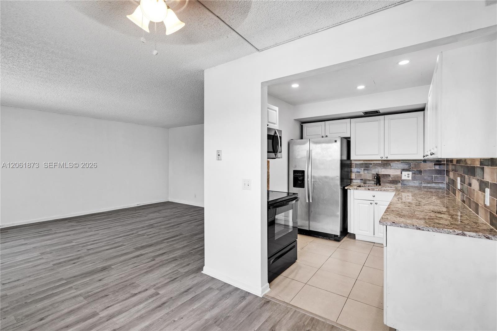 300 SW 134th Way 413E — photo 5