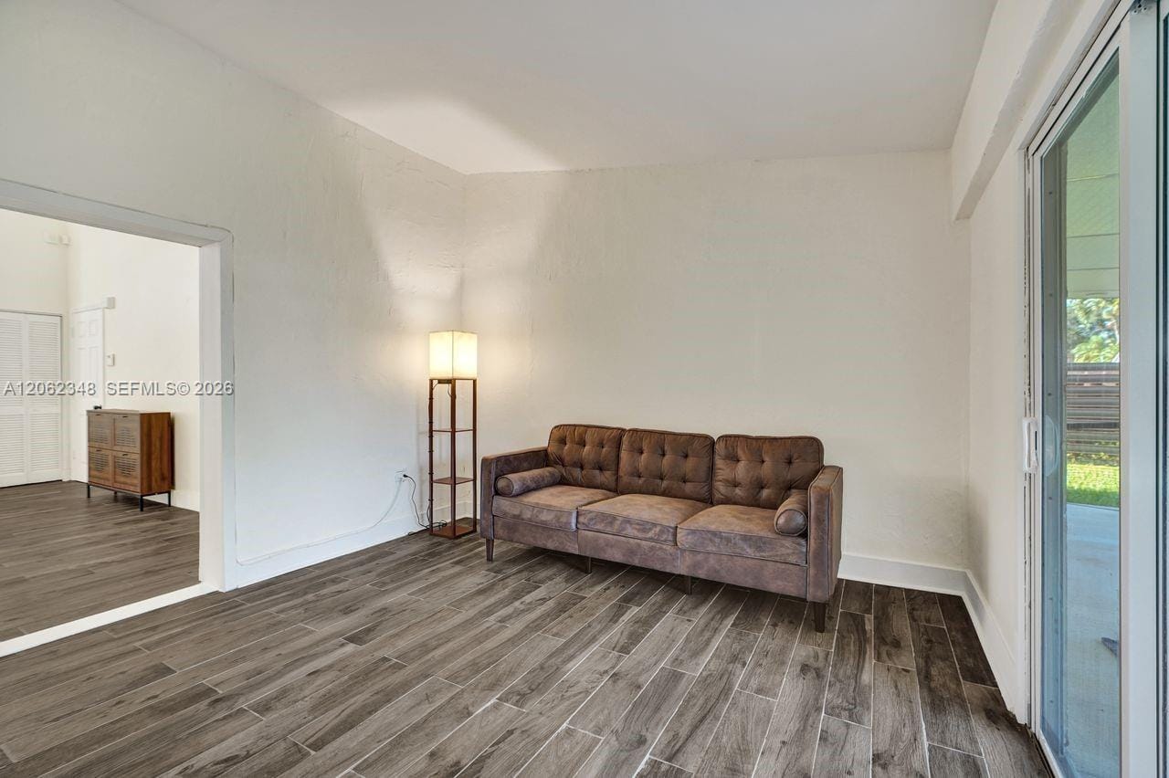 581 SW 169th Way — photo 11