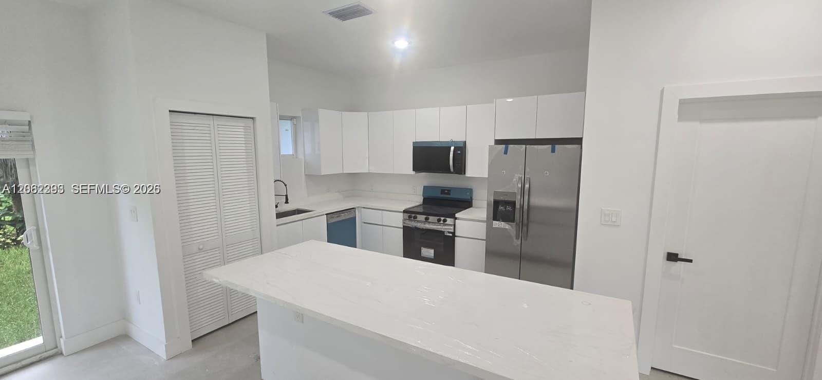 141 NW 11th Street 0, Pompano Beach, FL 33060 photo 2