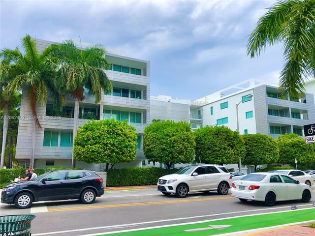 1700 Meridian Avenue 303, Montclair, Miami Beach, FL