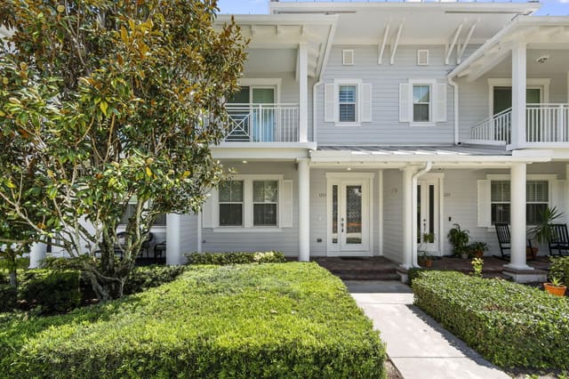 1215 N Community Drive, sold in Windsor Park At Abacoa Pl, Jupiter, FL