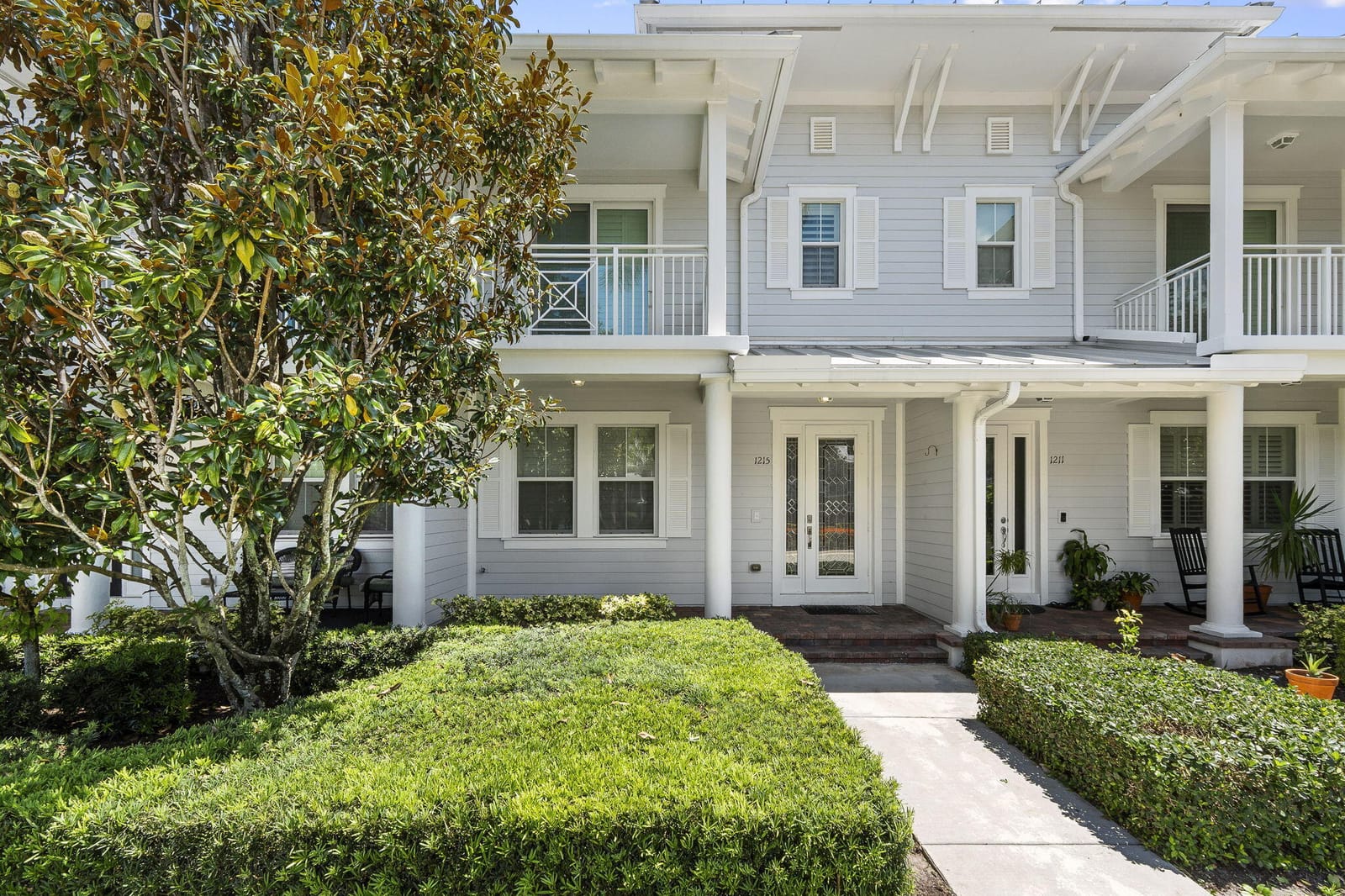 Pending home at 1215 N Community Drive, Jupiter, FL 33458