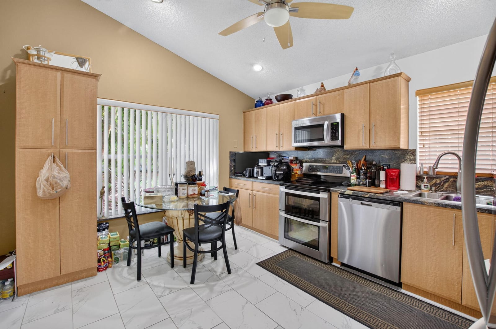 13620 Weyburne Drive — photo 10