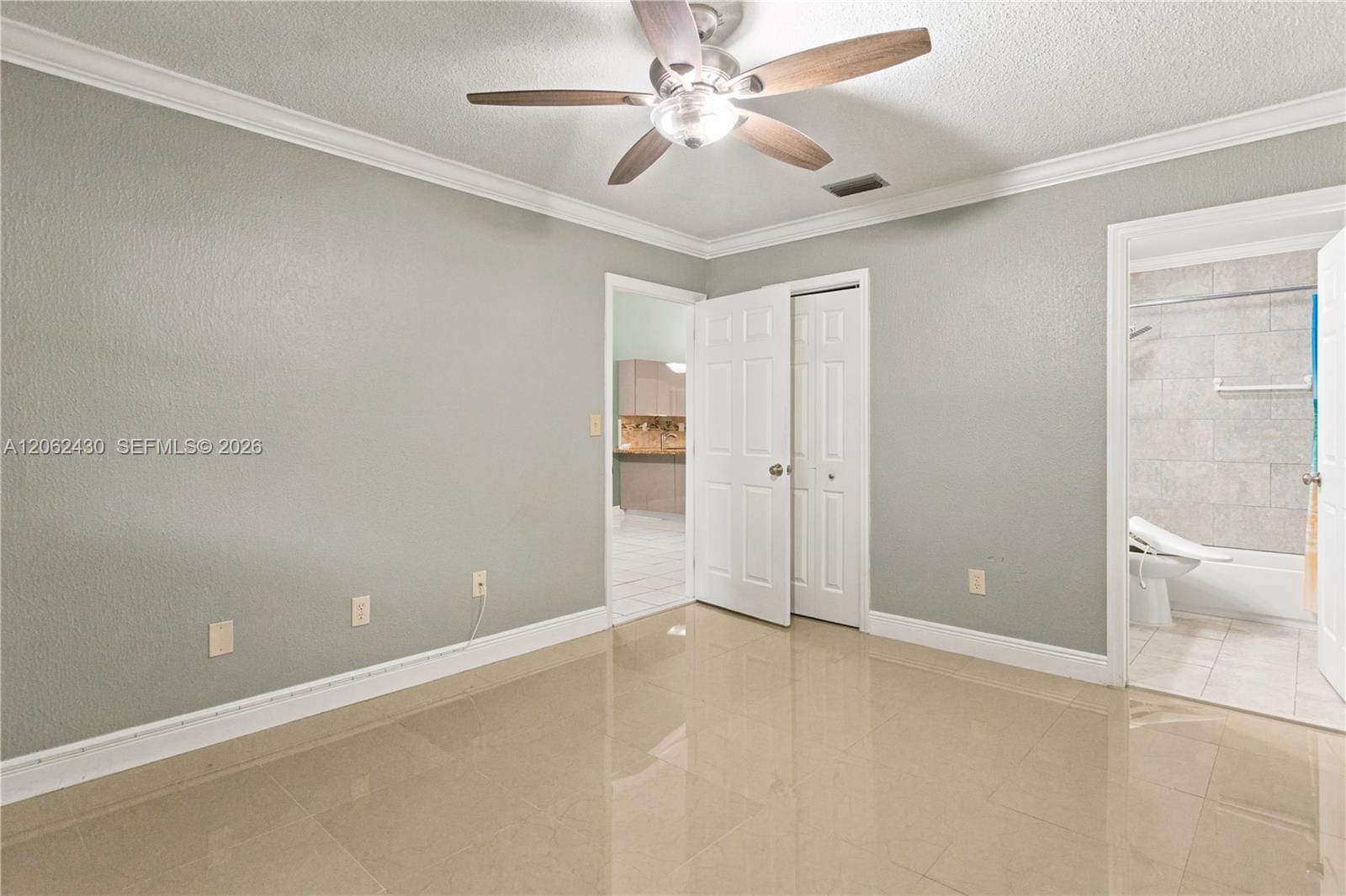 5471 W 27th Court — photo 4