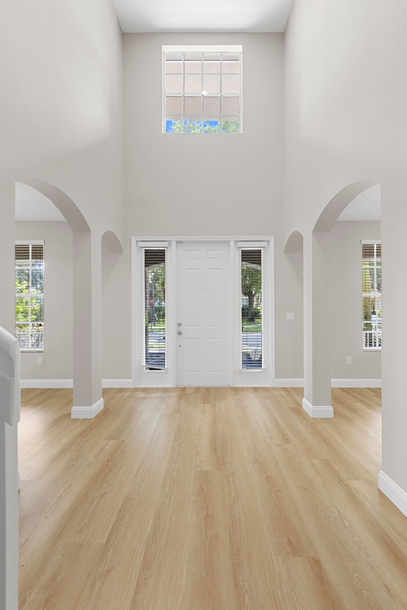 1636 FENTON Drive — photo 6
