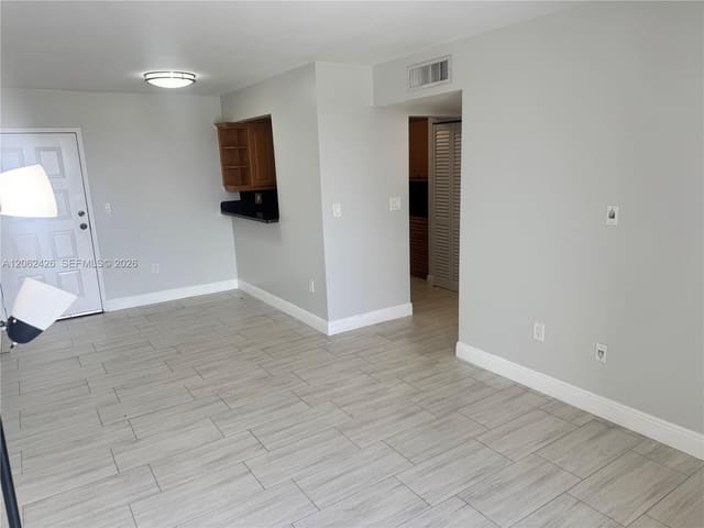 8075 NW 7th Street 403, Miami, FL 33126