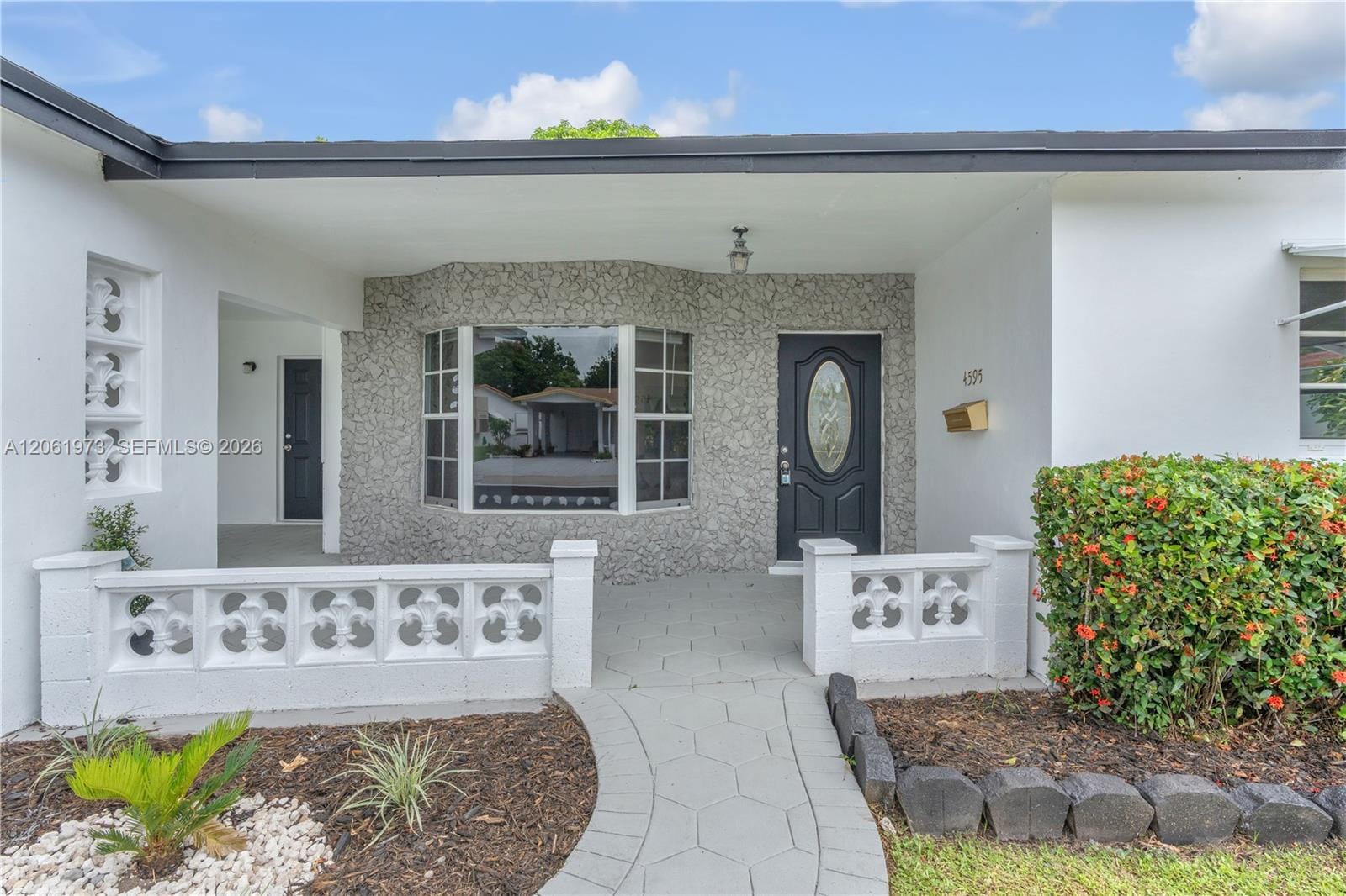 4595 NW 43rd Court, Lauderdale Lakes, FL 33319 photo 4