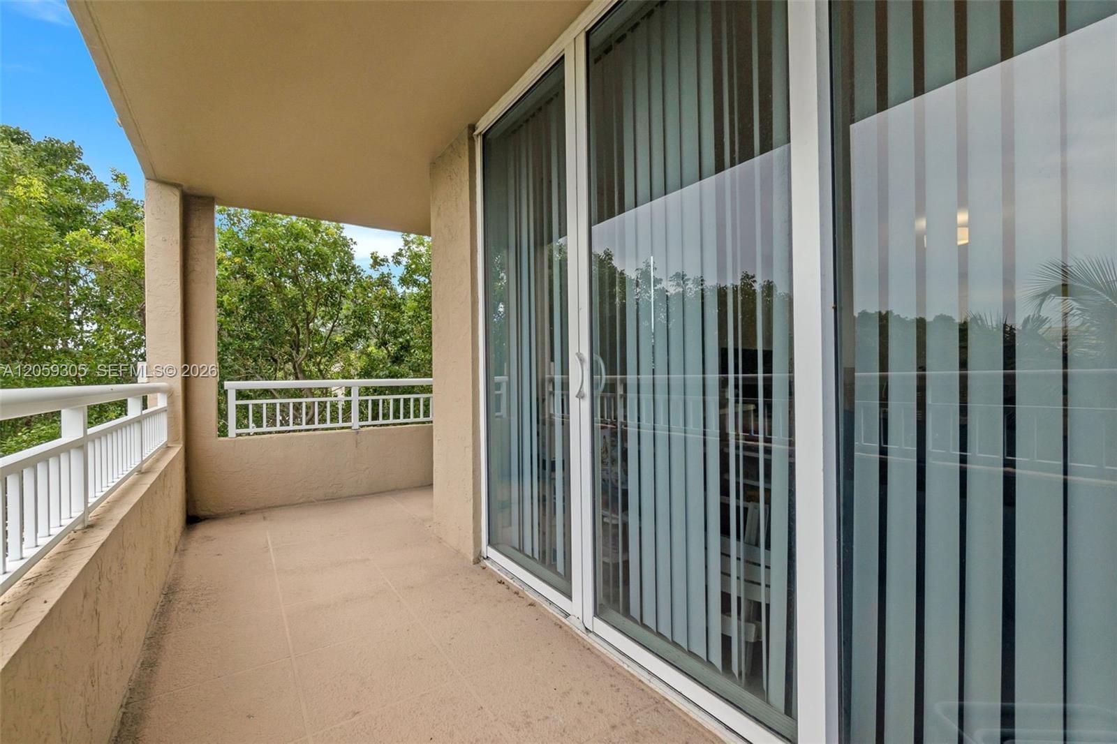 19501 W Country Club Drive 309, Aventura, FL 33180 photo 24