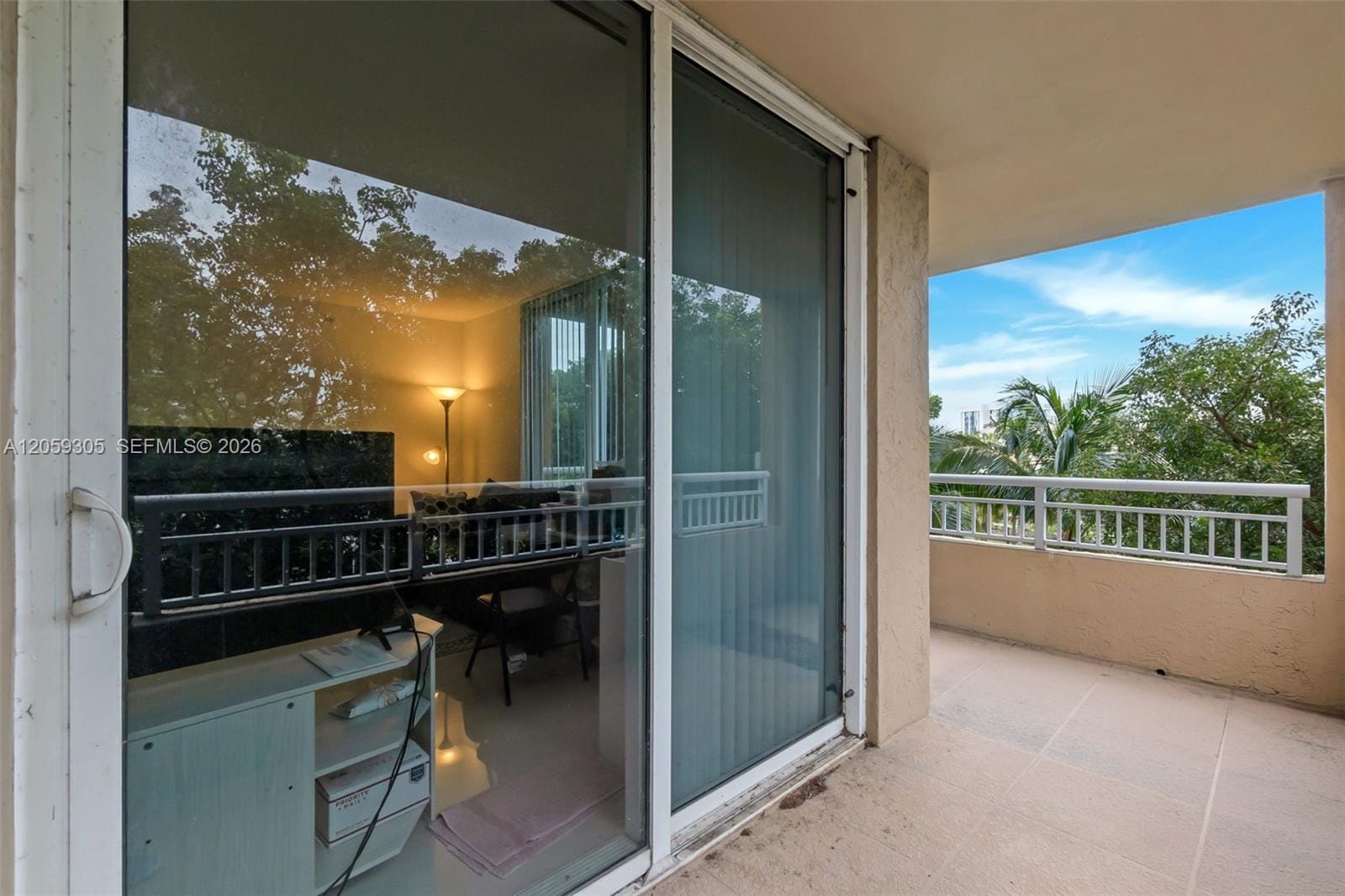 19501 W Country Club Drive 309, Aventura, FL 33180 photo 25