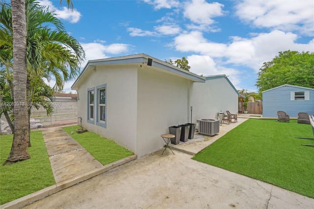 3728 NW 213th Street, sold in Vista Verde Townhouse Sec, Miami Gardens, FL