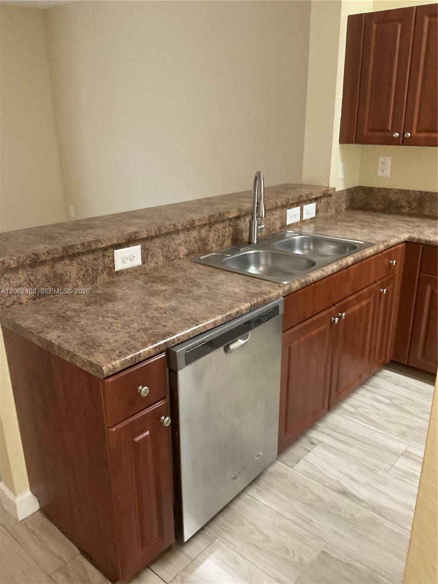 2885 SE 1st Drive 11 — photo 8