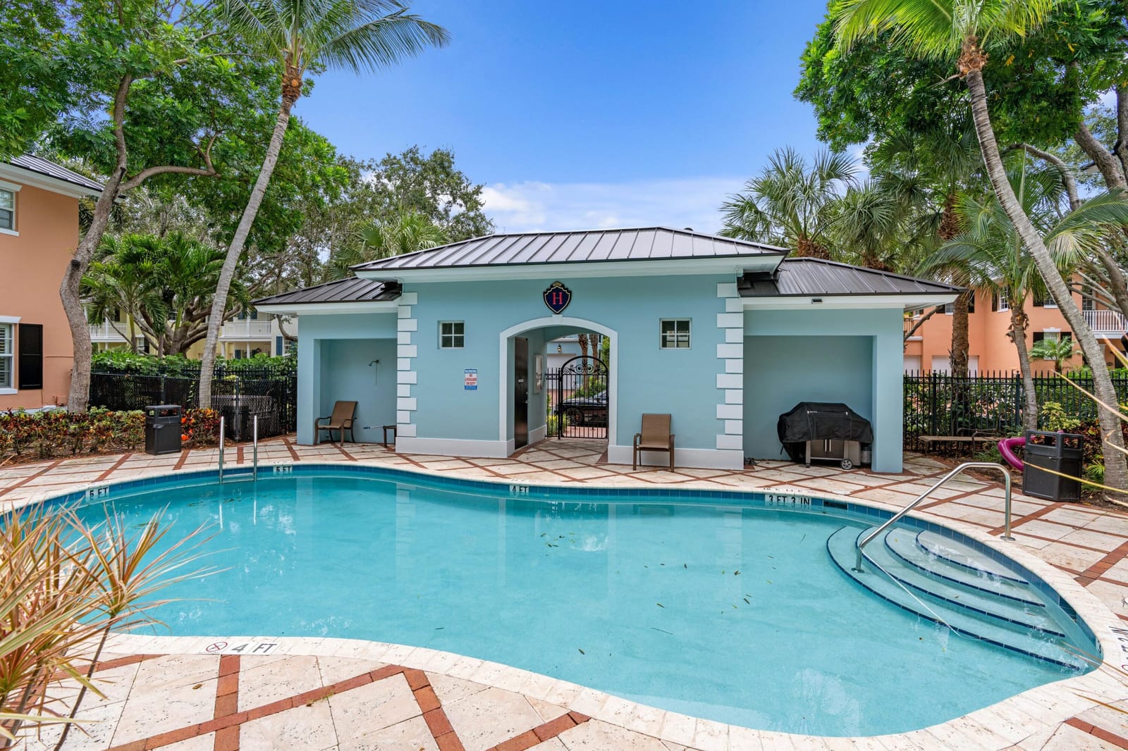 1057 E HERITAGE CLUB Circle, Delray Beach, FL 33483 photo 28