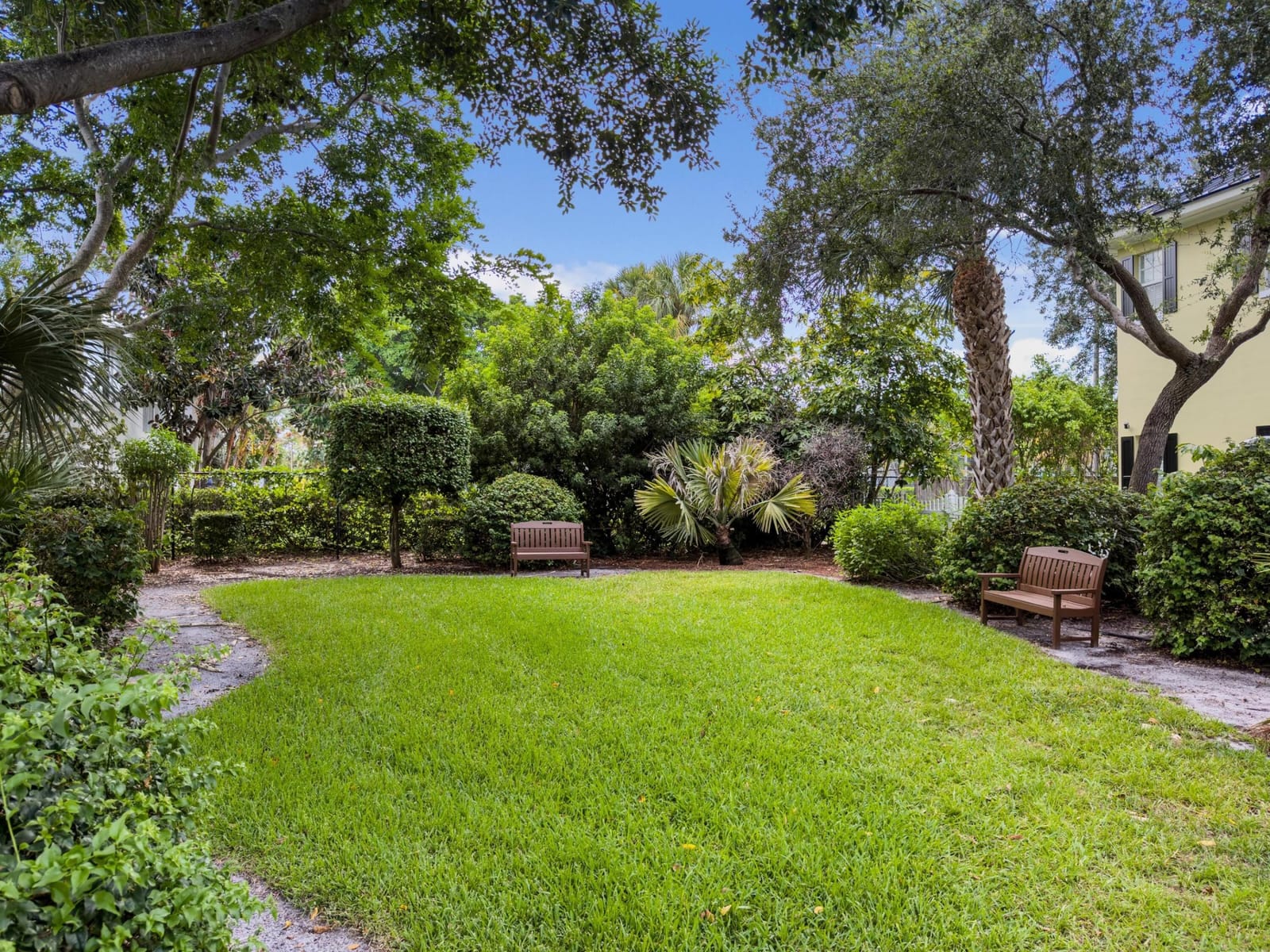 1057 E HERITAGE CLUB Circle, Delray Beach, FL 33483 photo 30