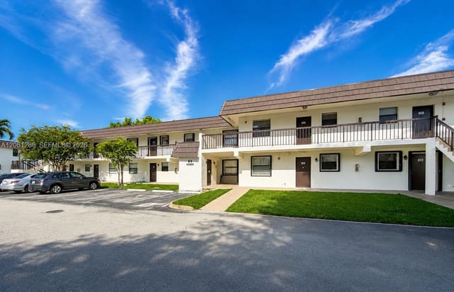 14925 SW 104th Street 3-104, sold in ZIP 33196, Miami, FL