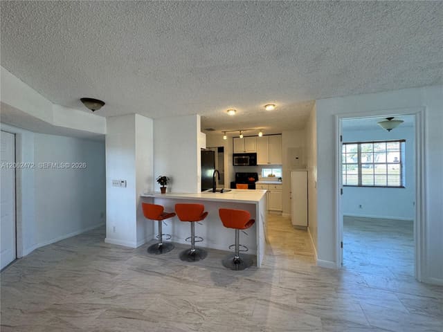 8630 SW 3rd Street 101, Windmill Lakes, Pembroke Pines, FL