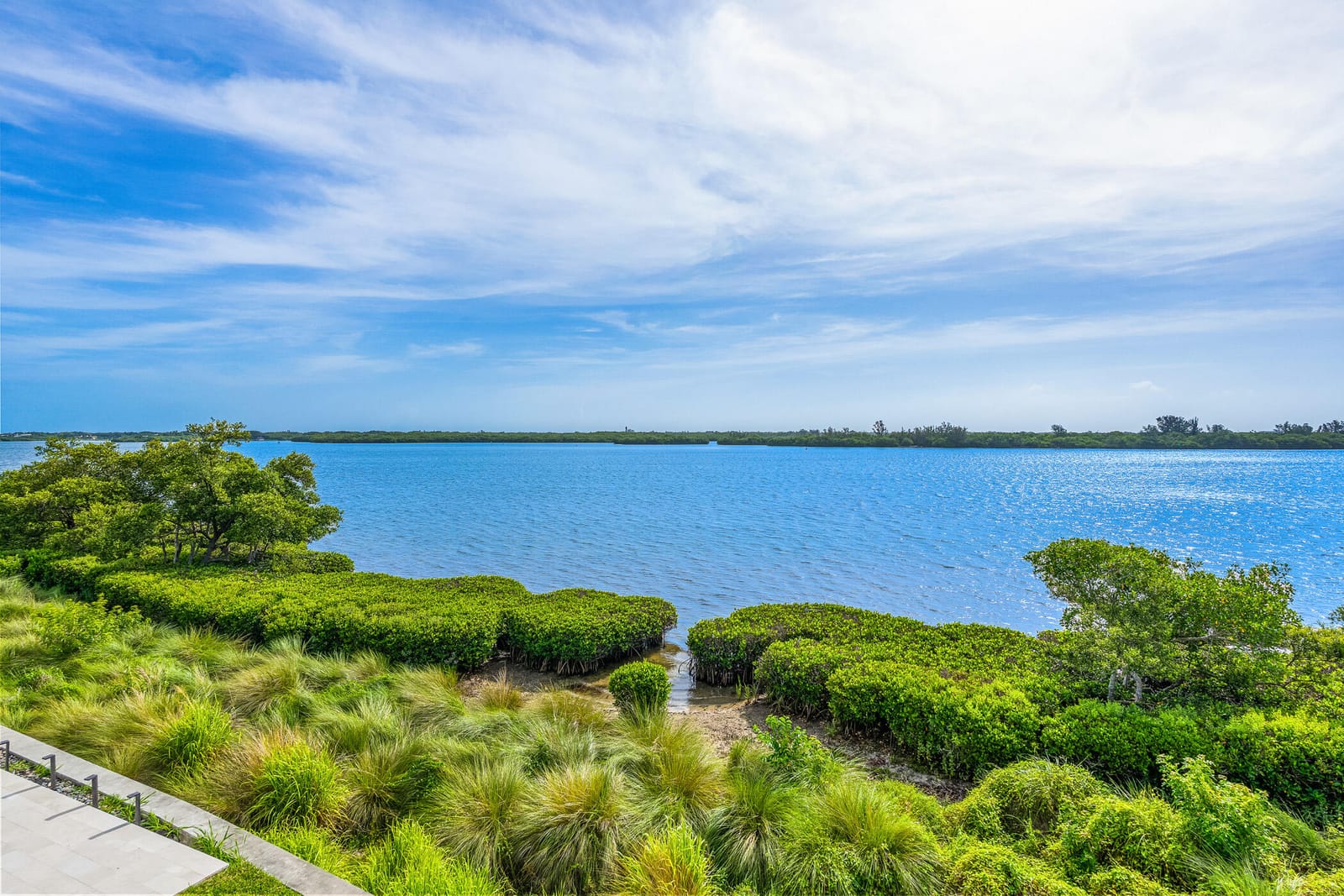 4846 S Harbor Drive — photo 3