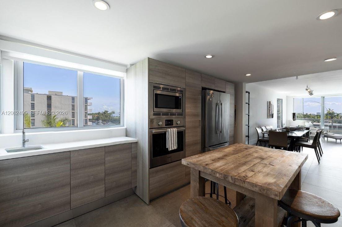 9940 W Bay Harbor Drive 5C-S — photo 4