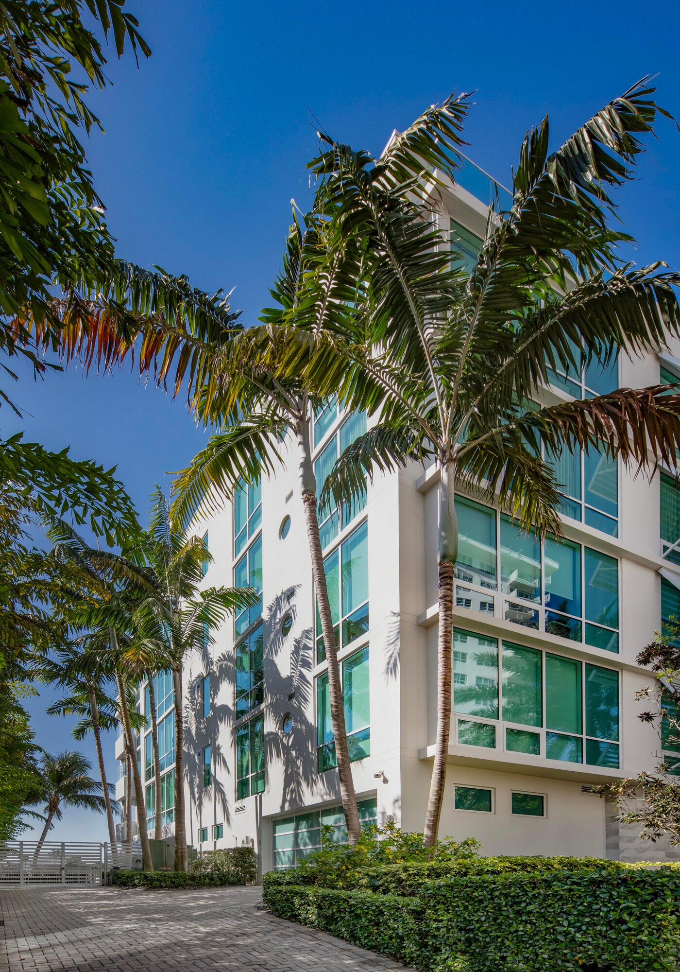 353 SUNSET Drive 202 — photo 7