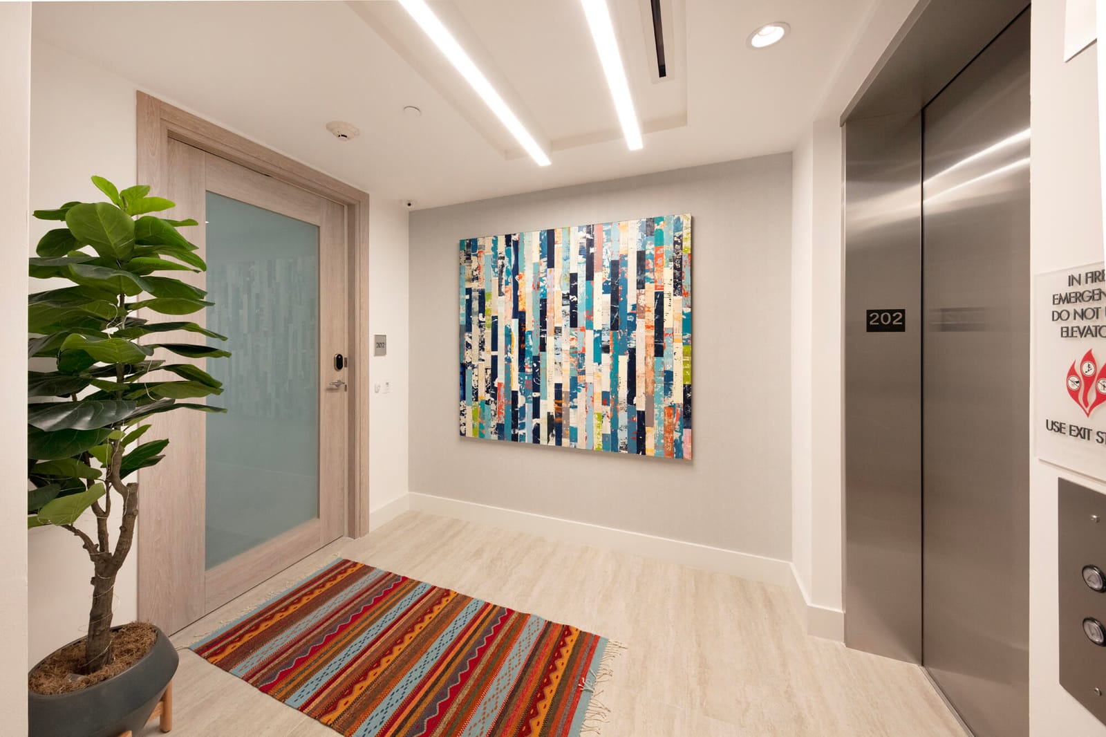 353 SUNSET Drive 202 — photo 8