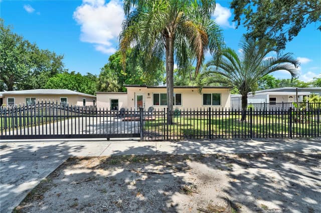 135 NW 121st Street, North Miami, FL 33168