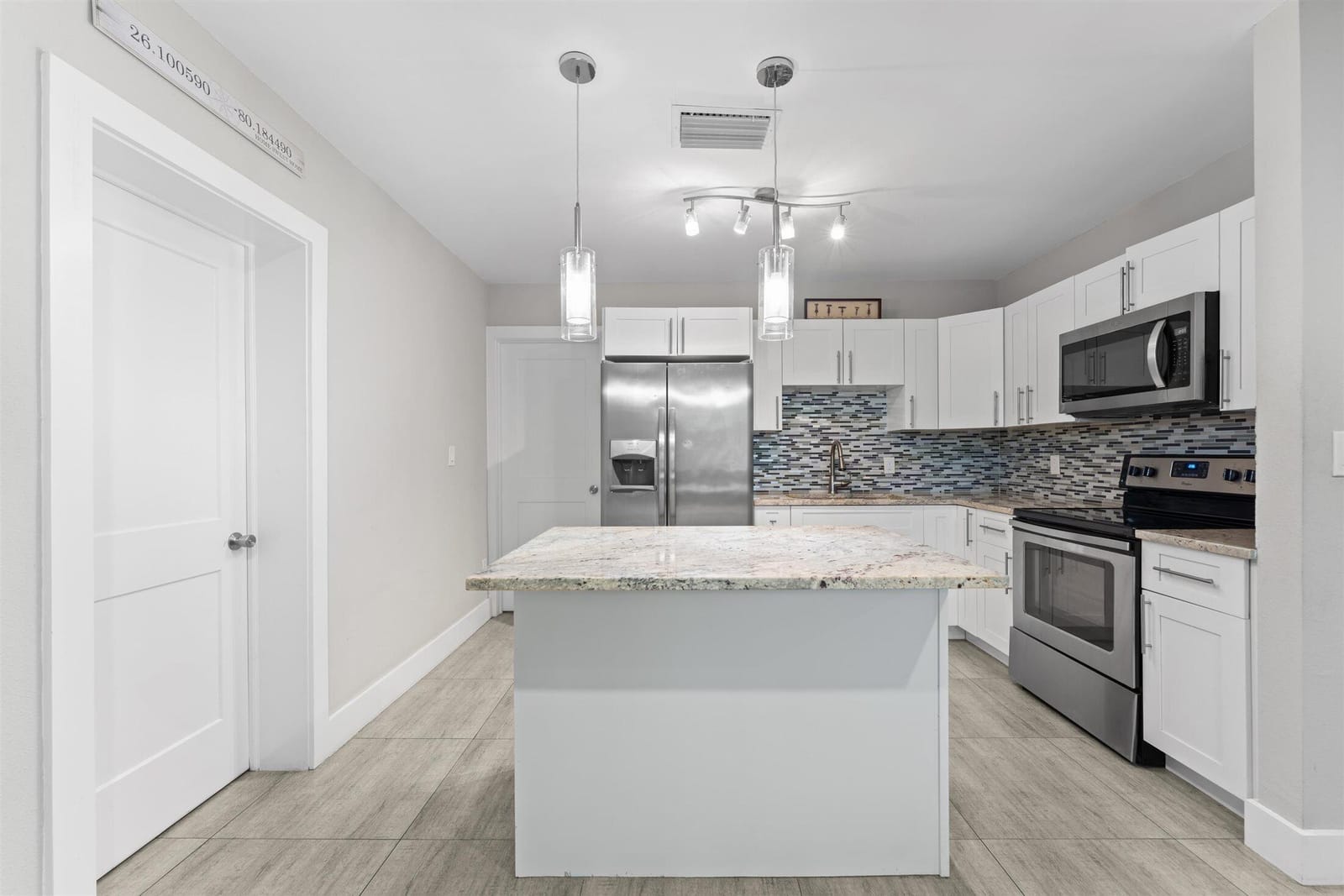 1633 SW 30th Avenue, Fort Lauderdale, FL 33312 photo 8