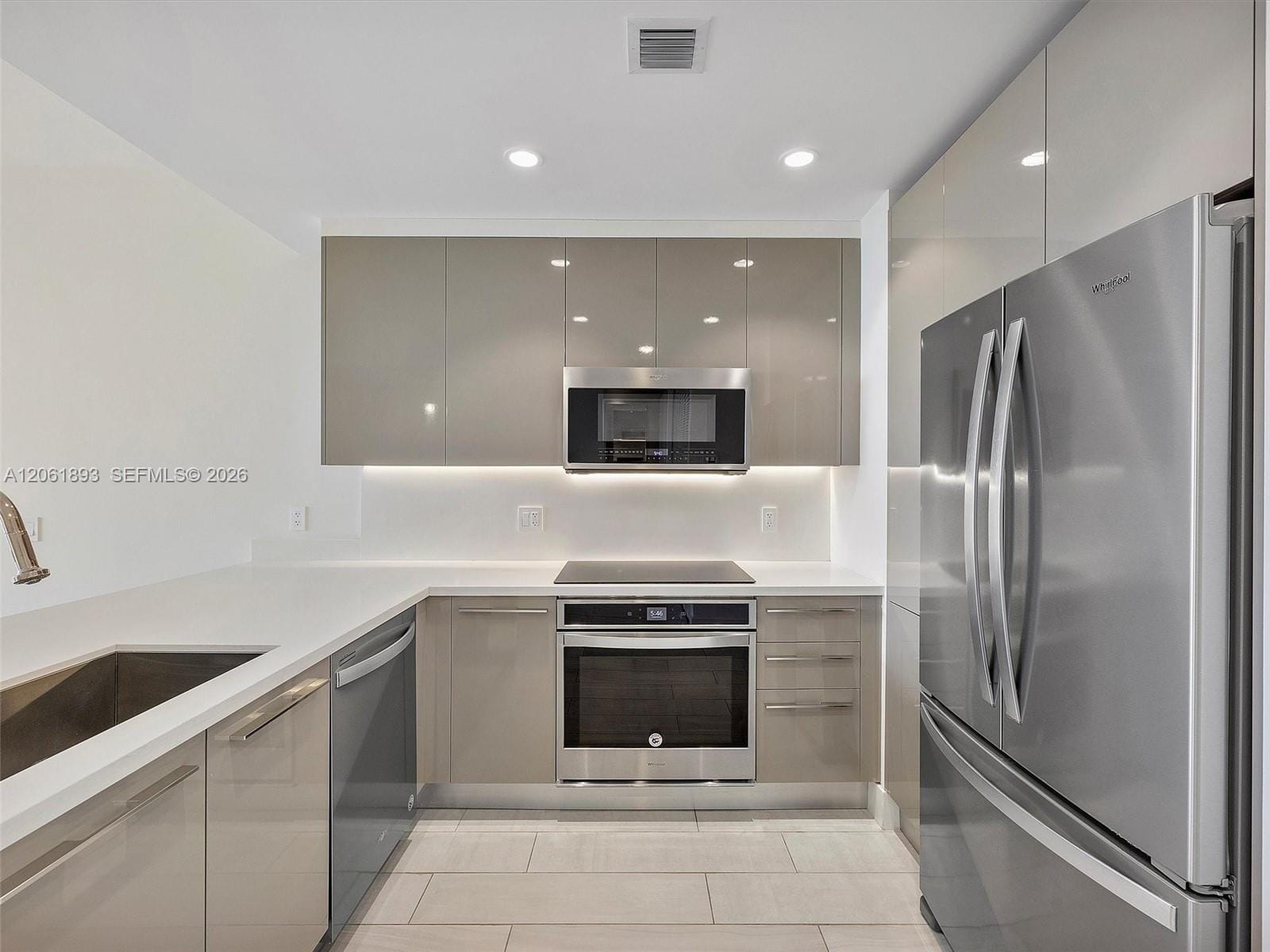 2000 Metropica Way 502, Sunrise, FL 33323 photo 2