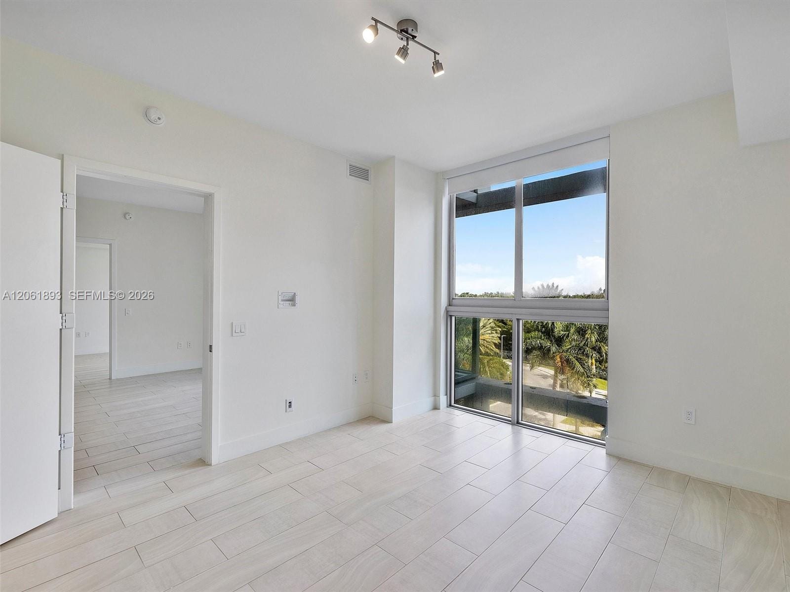 2000 Metropica Way 502, Sunrise, FL 33323 photo 21