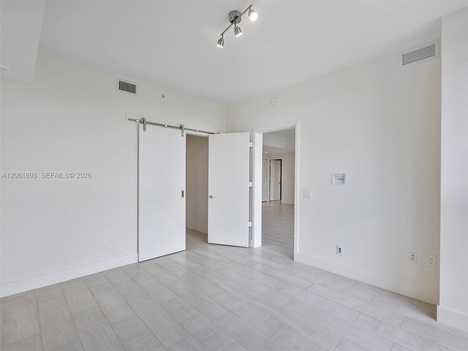 2000 Metropica Way 502, Sunrise, FL 33323 photo 23