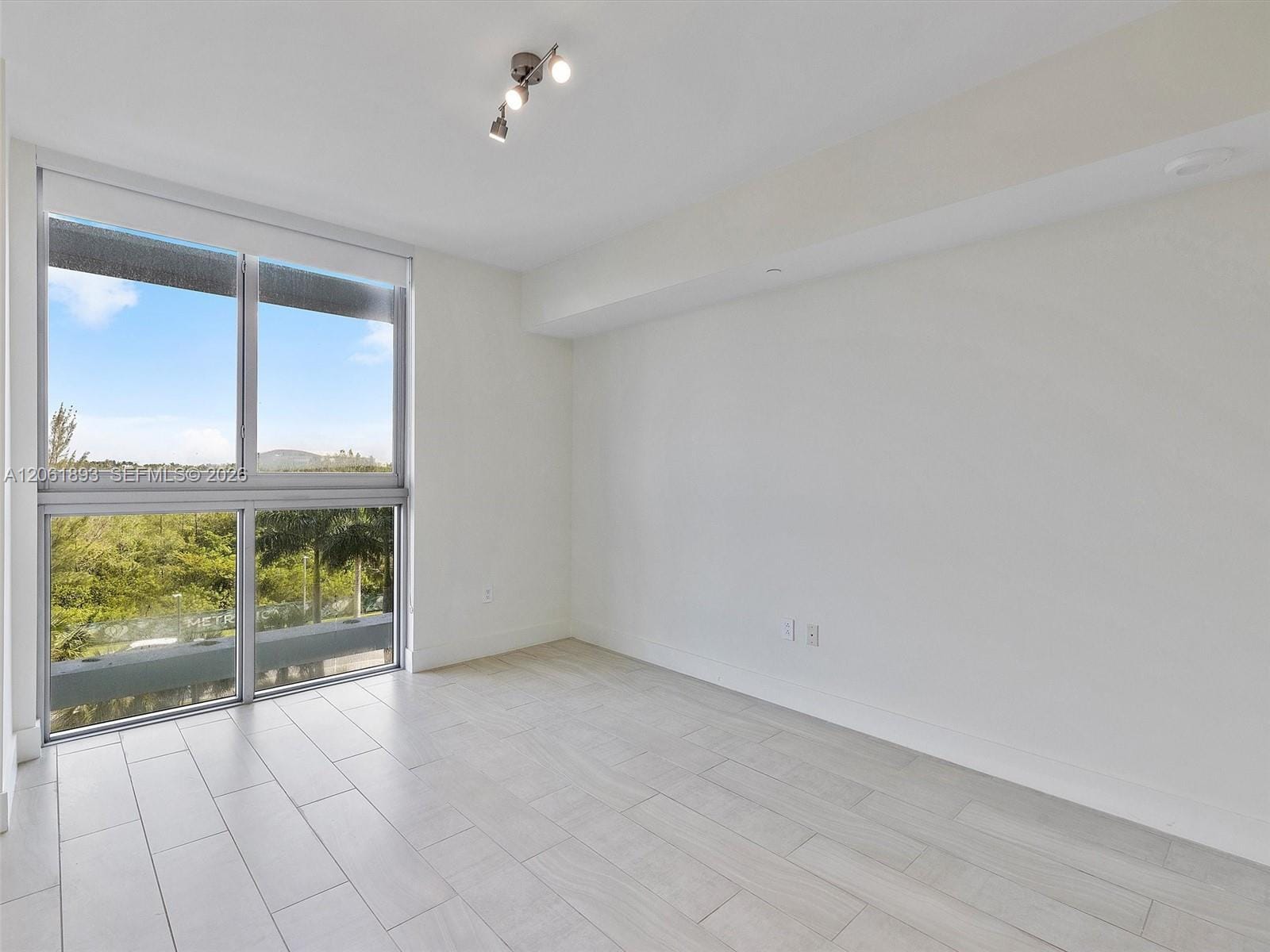 2000 Metropica Way 502, Sunrise, FL 33323 photo 26