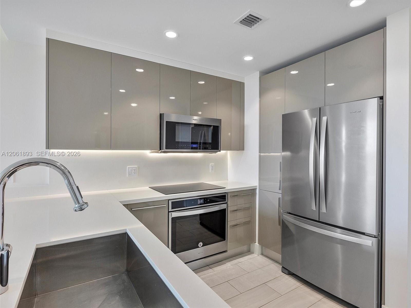 2000 Metropica Way 502, Sunrise, FL 33323 photo 5