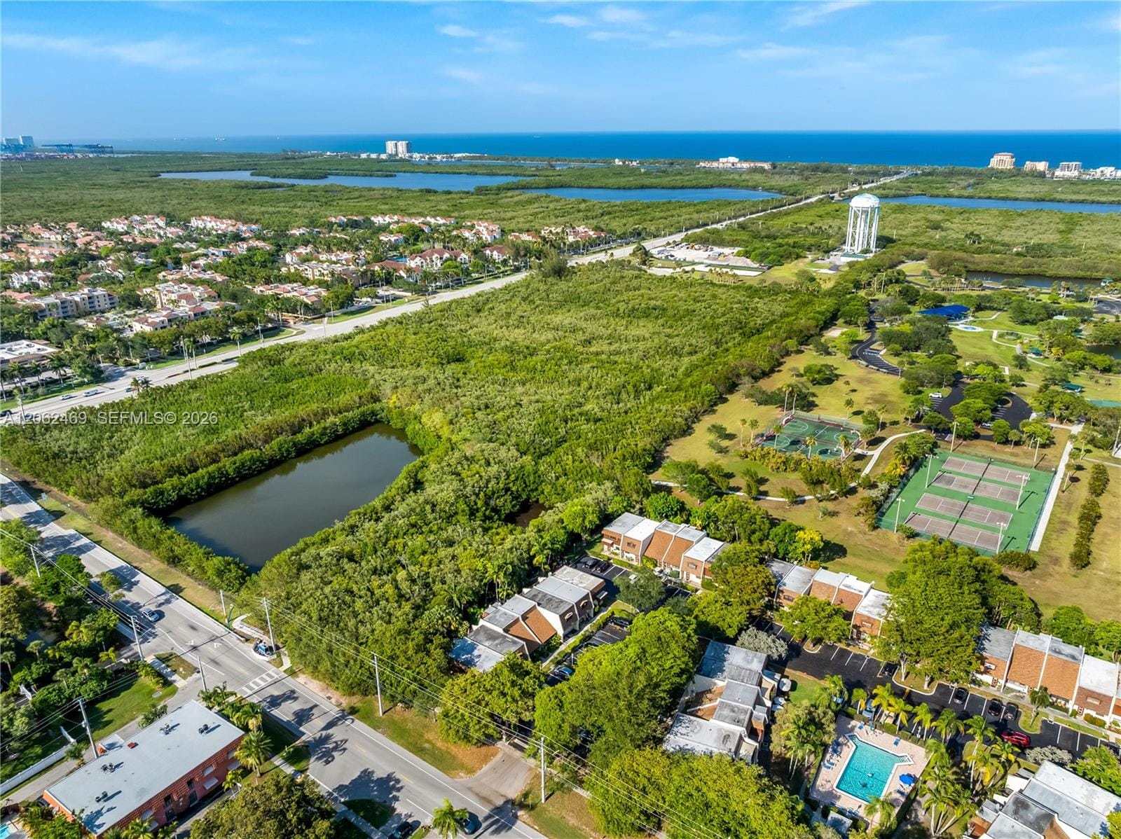 2111 N 14th Court, Hollywood, FL 33020 photo 28