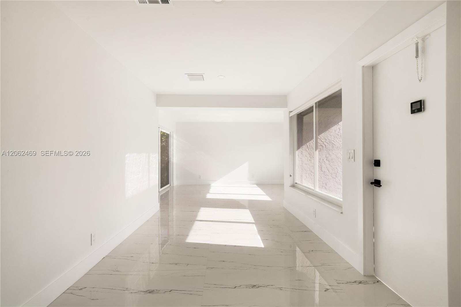 2111 N 14th Court — photo 6