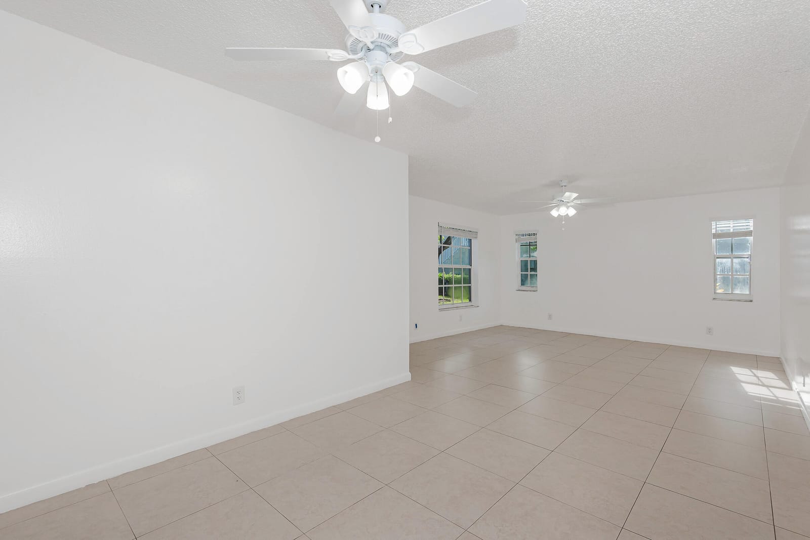 8830 W SAMPLE Road 3, Coral Springs, FL 33065 photo 14