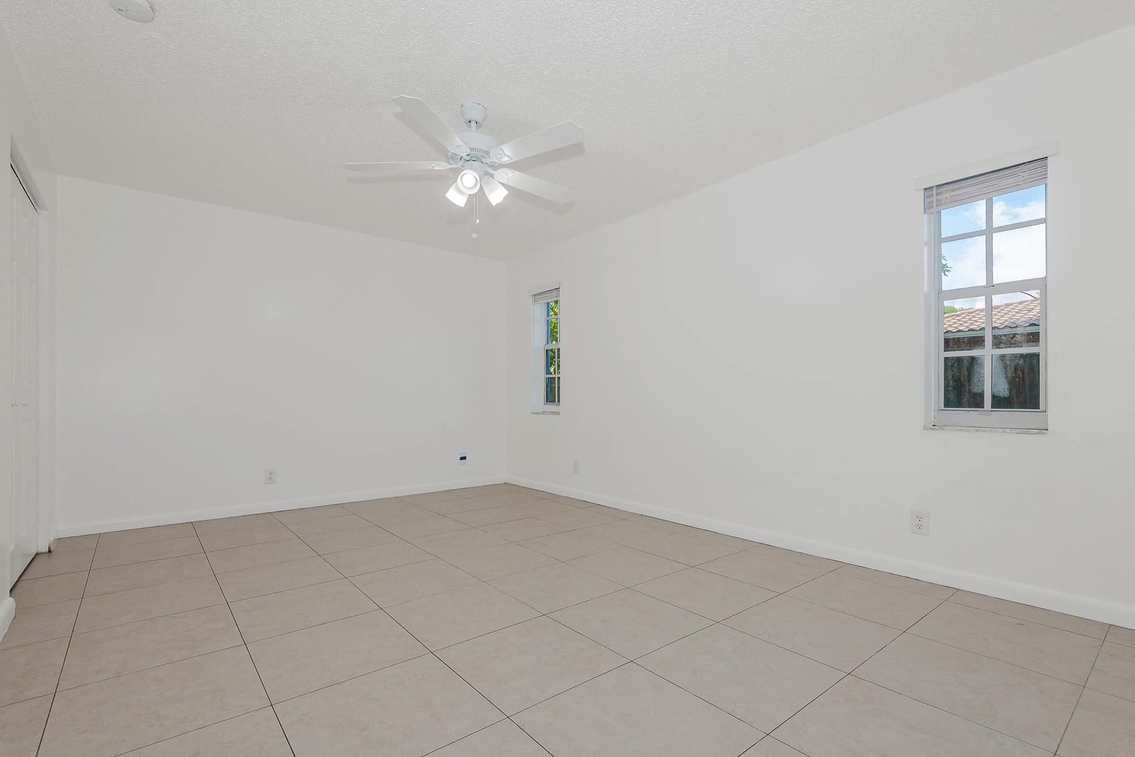 8830 W SAMPLE Road 3, Coral Springs, FL 33065 photo 17